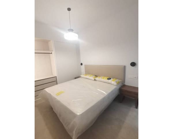 2 slaapkamer Appartement te koop in Playa de los Locos, Torrevieja met zwembad - € 249.000 (Ref: 9484086)