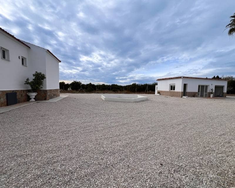 4 bedroom Finca/Country House for sale in Dolores with pool garage - € 560,000 (Ref: 9484967)