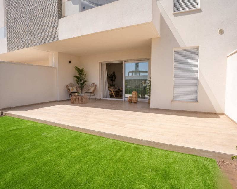 2 bedroom Apartment for sale in Algorfa with pool - € 283,000 (Ref: 9487243)