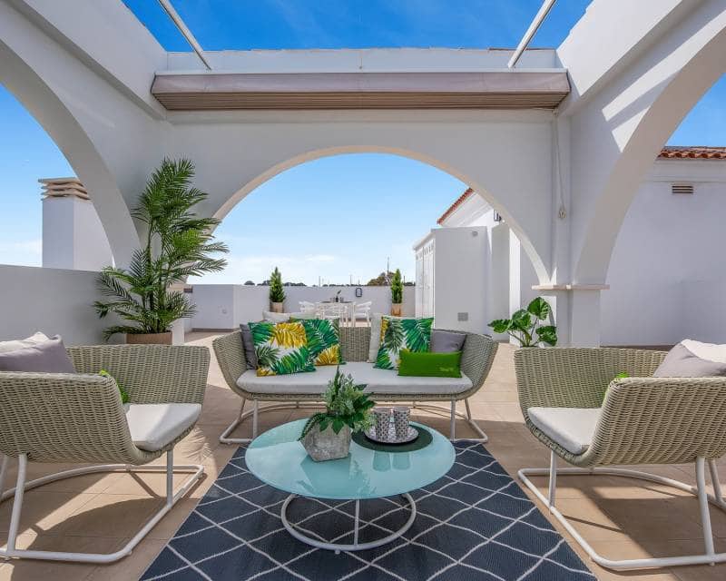 2 bedroom Penthouse for sale in Ciudad Quesada with pool garage - € 310,000 (Ref: 9495387)