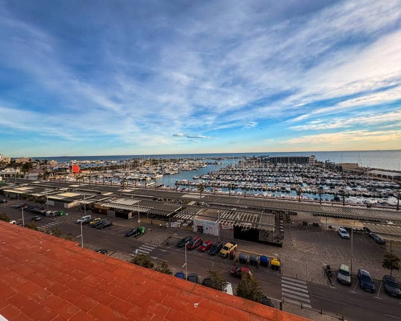 3 slaapkamer Penthouse te koop in Santa Pola met garage - € 800.000 (Ref: 9495592)