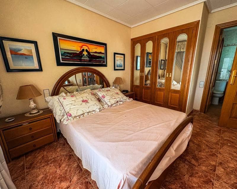 3 slaapkamer Penthouse te koop in Santa Pola met garage - € 800.000 (Ref: 9495592)