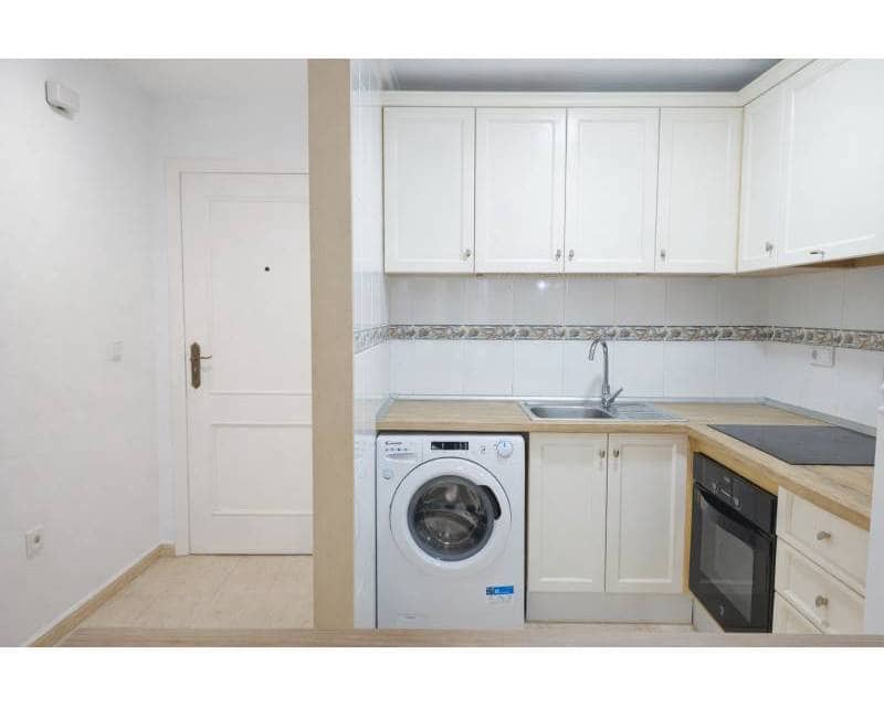 2 bedroom Apartment for sale in Guardamar del Segura - € 134,900 (Ref: 9502975)