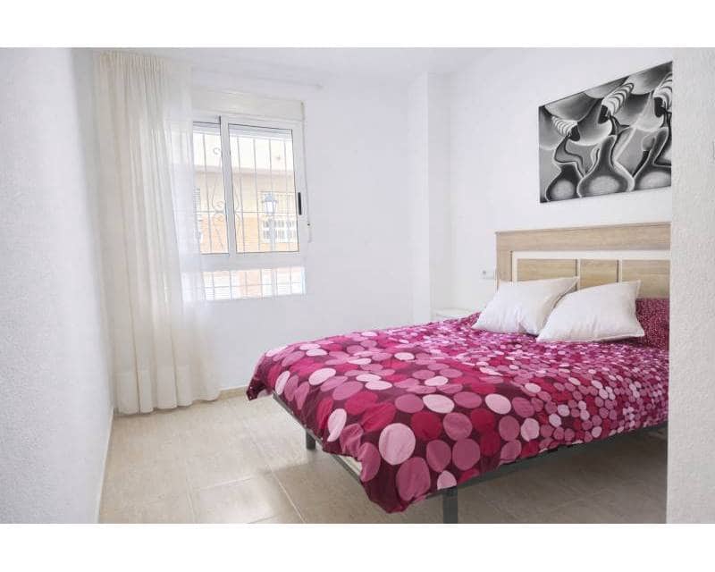 2 bedroom Apartment for sale in Guardamar del Segura - € 134,900 (Ref: 9502975)