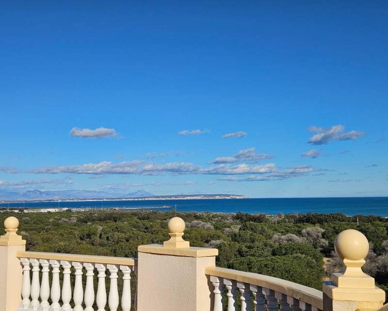 2 bedroom Apartment for sale in Guardamar del Segura - € 134,900 (Ref: 9502975)