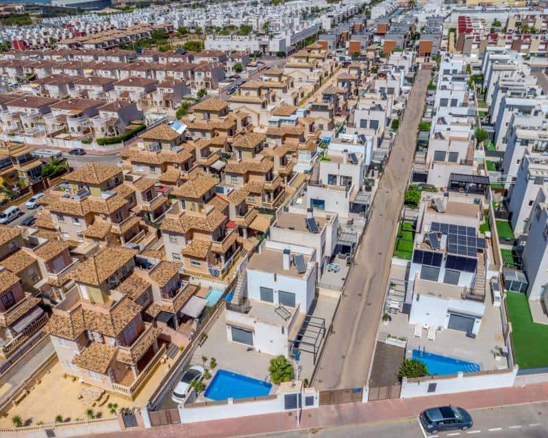 5 sypialnia Willa na sprzedaż w Aguas Nuevas z basenem - 439 000 € (Ref: 9506325)