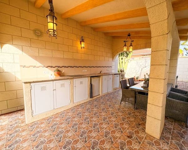 5 chambre Villa/Maison à vendre à Benimar, Benijófar avec piscine garage - 498 000 € (Ref: 9510300)