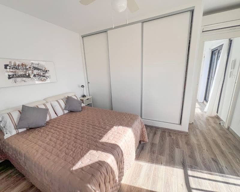 3 soveværelse Rækkehus til salg i Orihuela Costa med swimmingpool garage - € 695.000 (Ref: 9518014)