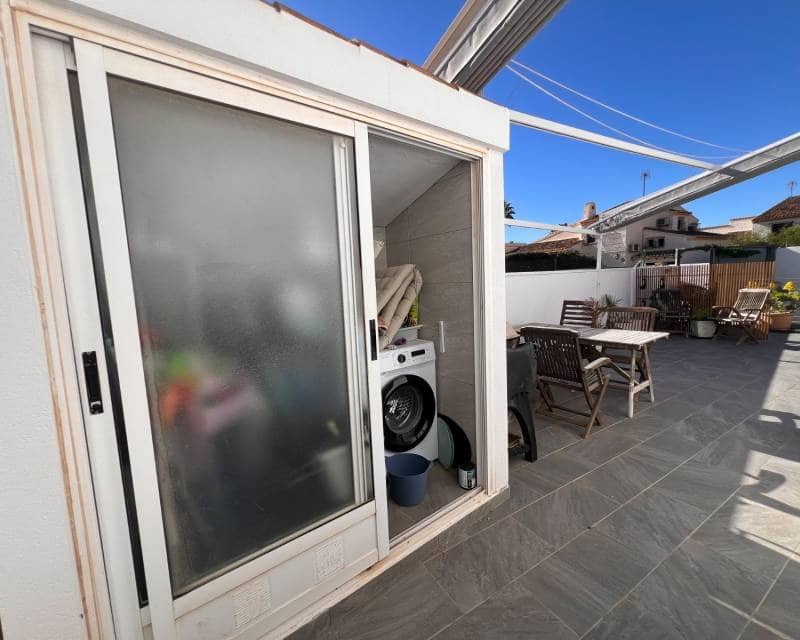 3 soveværelse Rækkehus til salg i Orihuela Costa med swimmingpool garage - € 695.000 (Ref: 9518014)