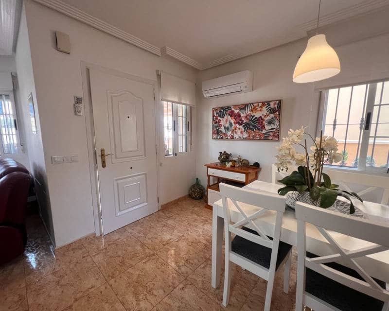 2 quarto Moradia para venda em El Raso com piscina - 247 000 € (Ref: 9523660)