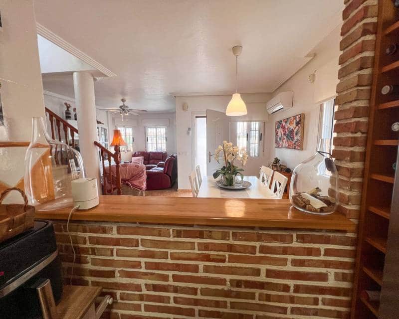 2 quarto Moradia para venda em El Raso com piscina - 247 000 € (Ref: 9523660)