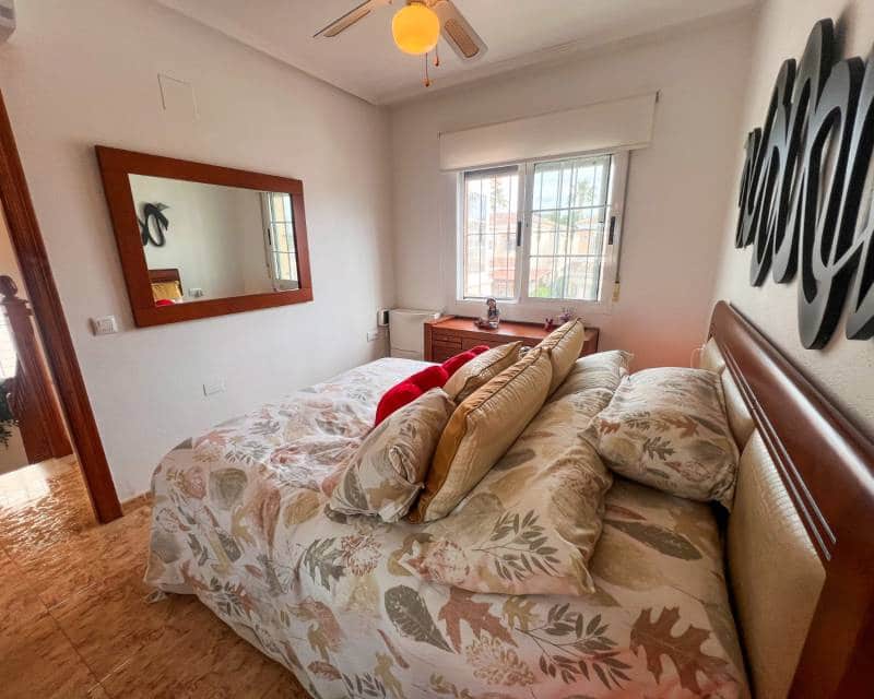 2 quarto Moradia para venda em El Raso com piscina - 247 000 € (Ref: 9523660)