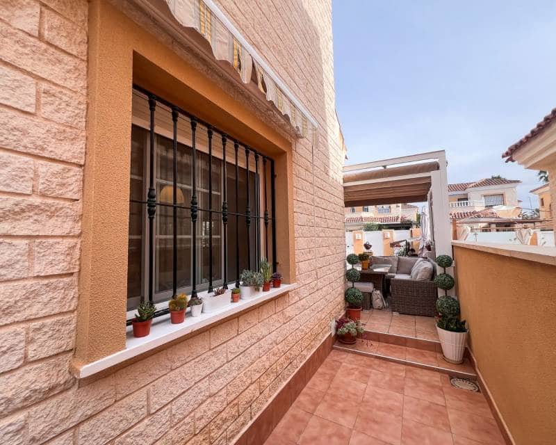 2 quarto Moradia para venda em El Raso com piscina - 247 000 € (Ref: 9523660)