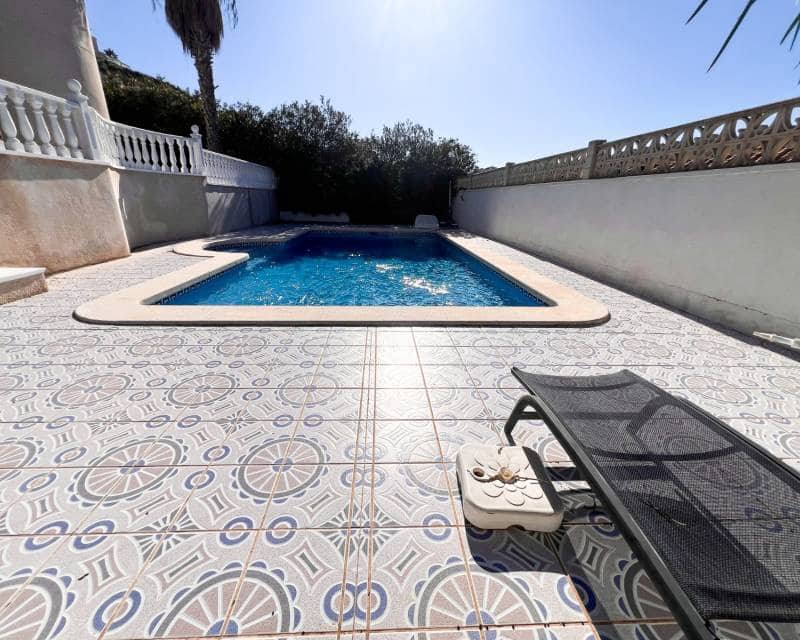 7 chambre Villa/Maison à vendre à Ciudad Quesada avec piscine - 525 000 € (Ref: 9529066)