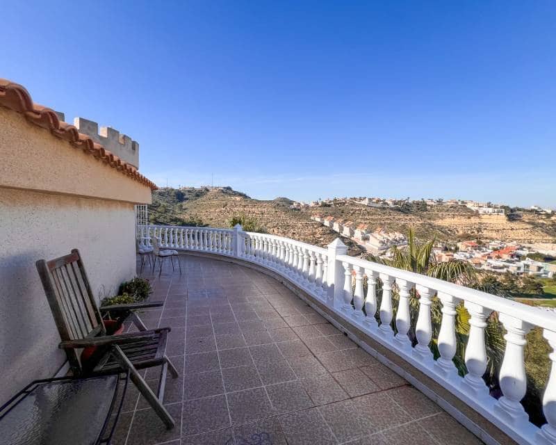 7 chambre Villa/Maison à vendre à Ciudad Quesada avec piscine - 525 000 € (Ref: 9529066)