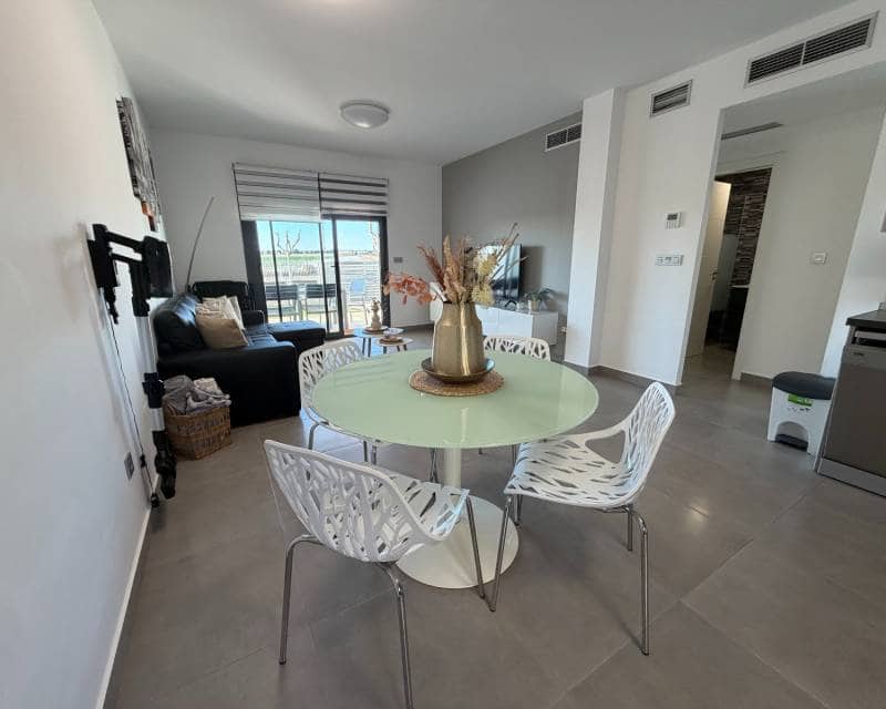 2 Zimmer Apartment zu verkaufen in Pilar de la Horadada mit Pool - 219.900 € (Ref: 9532750)