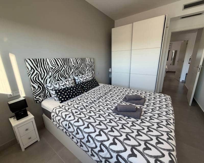 2 Zimmer Apartment zu verkaufen in Pilar de la Horadada mit Pool - 219.900 € (Ref: 9532750)