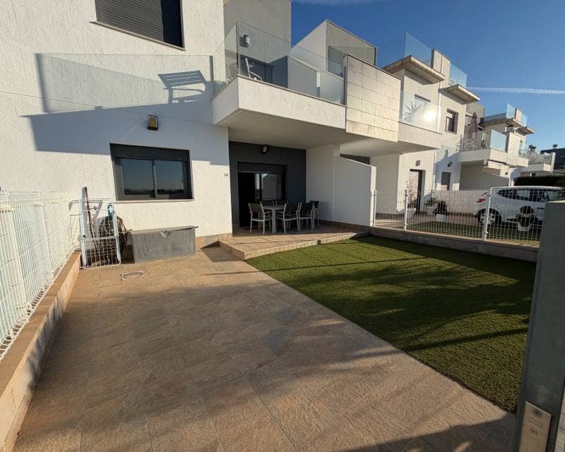 2 Zimmer Apartment zu verkaufen in Pilar de la Horadada mit Pool - 219.900 € (Ref: 9532750)