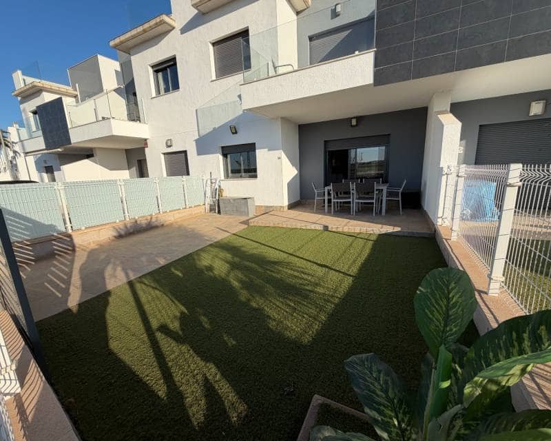 2 Zimmer Apartment zu verkaufen in Pilar de la Horadada mit Pool - 219.900 € (Ref: 9532750)