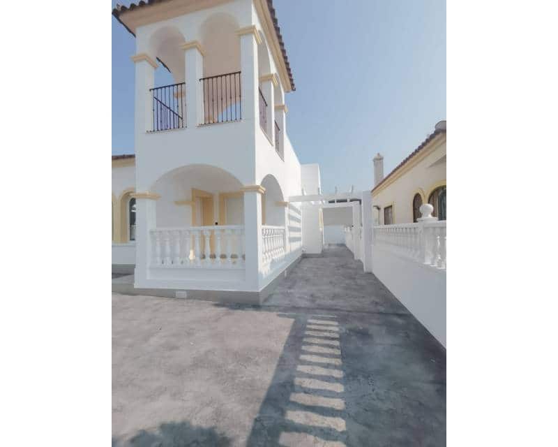 2 soverom Villa til salgs i Lo Crispin med svømmebasseng garasje - € 249 000 (Ref: 9535196)