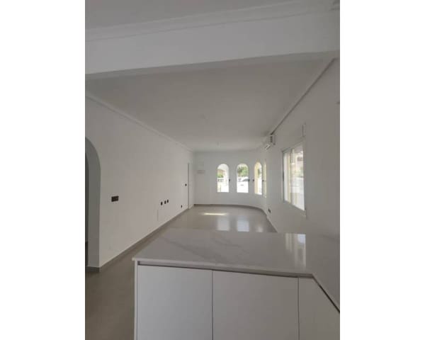 2 soverom Villa til salgs i Lo Crispin, Algorfa med svømmebasseng garasje - € 249 000 (Ref: 9535196)