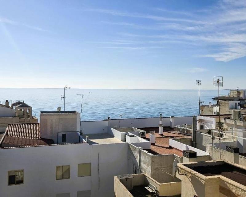 2 sypialnia Penthouse na sprzedaż w Torrevieja - 234 000 € (Ref: 9535198)