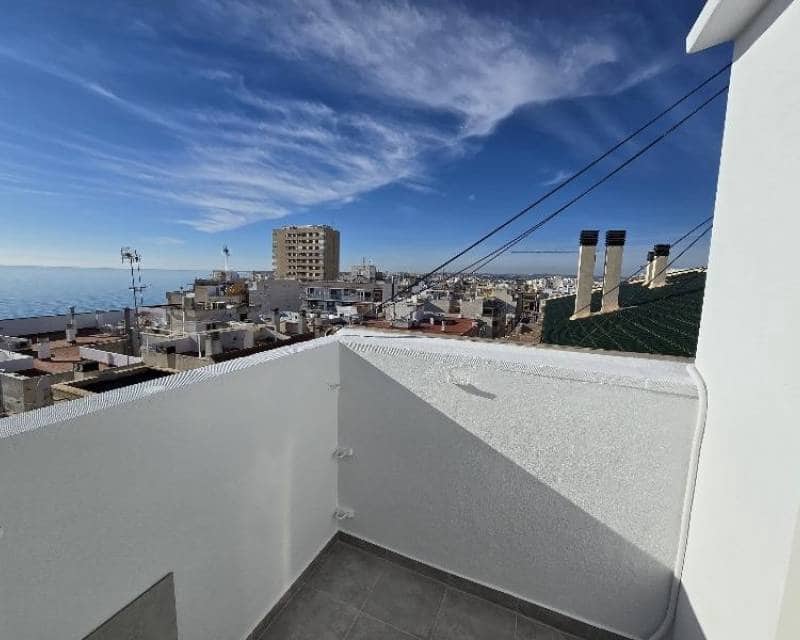 2 sypialnia Penthouse na sprzedaż w Torrevieja - 234 000 € (Ref: 9535198)