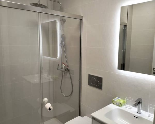 3 chambre Appartement à vendre à Benijófar avec piscine garage - 340 000 € (Ref: 9535200)