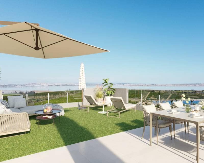 2 sypialnia Penthouse na sprzedaż w Los Balcones z basenem garażem - 310 000 € (Ref: 9541926)
