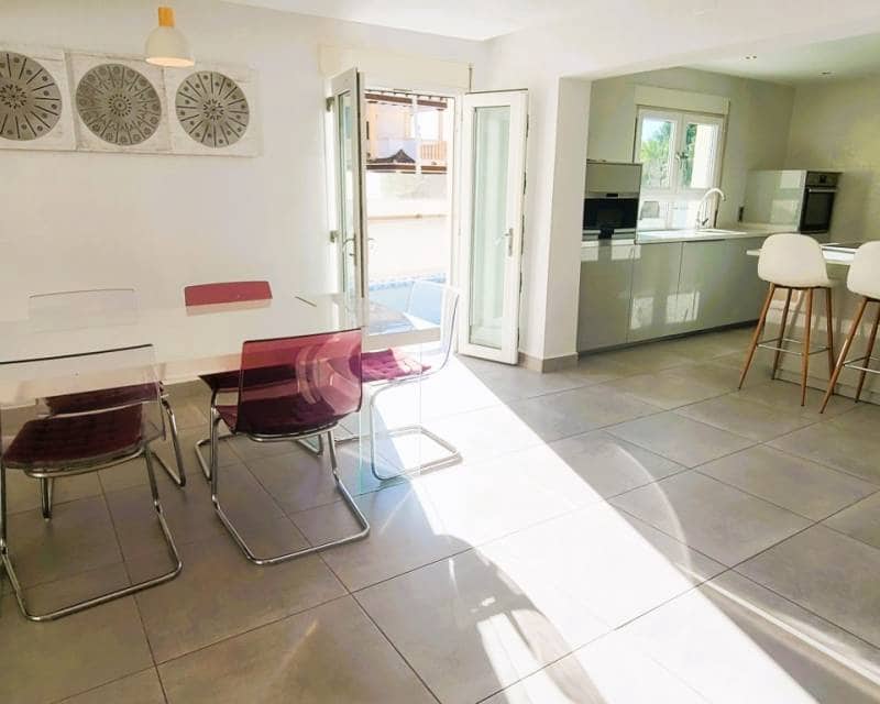 4 camera da letto Villetta Bifamiliare in vendita in Los Balcones con piscina - 535.000 € (Rif: 9542095)