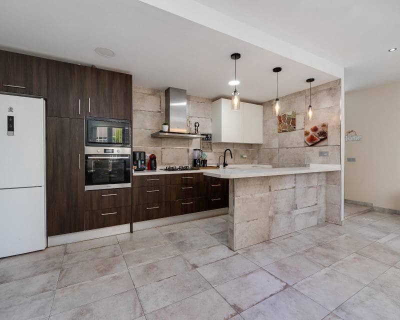 3 Zimmer Villa zu verkaufen in Torrevieja mit Garage - 250.000 € (Ref: 9542707)