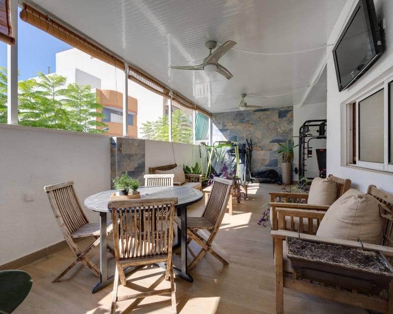 3 Zimmer Villa zu verkaufen in Torrevieja mit Garage - 250.000 € (Ref: 9542707)