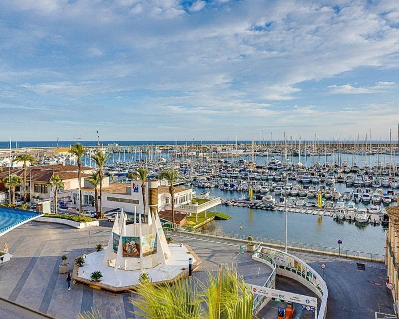 3 Zimmer Villa zu verkaufen in Torrevieja mit Garage - 250.000 € (Ref: 9542707)