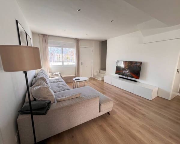 3 quarto Moradia em Banda para venda em Parque Acuático - Sector 25, Torrevieja com piscina garagem - 399 900 € (Ref: 9544569)