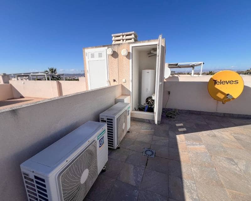 3 quarto Moradia em Banda para venda em Torrevieja com piscina garagem - 399 900 € (Ref: 9544569)