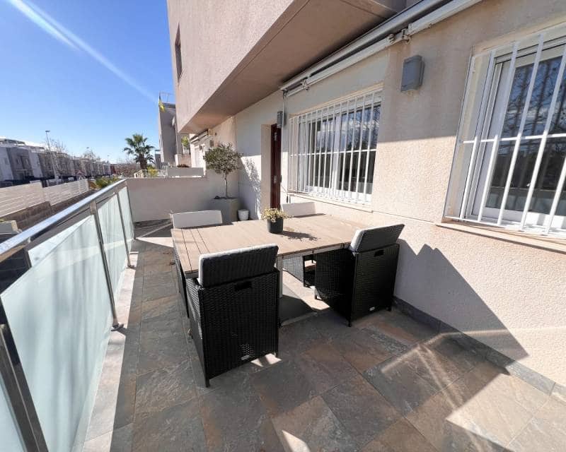 3 quarto Moradia em Banda para venda em Torrevieja com piscina garagem - 399 900 € (Ref: 9544569)