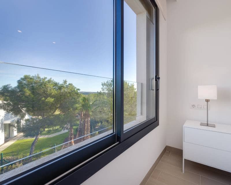 3 chambre Appartement à vendre à Las Colinas Golf avec piscine garage - 434 000 € (Ref: 9547010)