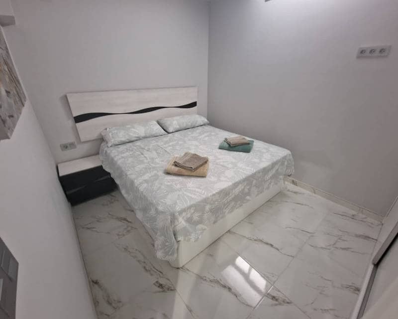 5 slaapkamer Villa te koop in Villamartin met zwembad garage - € 380.000 (Ref: 9548620)