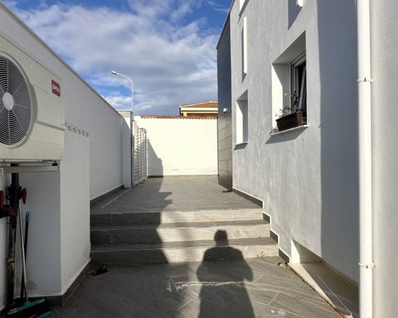 5 slaapkamer Villa te koop in Ciudad Quesada met zwembad garage - € 498.000 (Ref: 9549989)