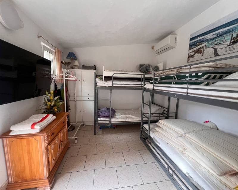 3 soveværelse Villa til salg i La Siesta med swimmingpool - € 310.000 (Ref: 9549990)