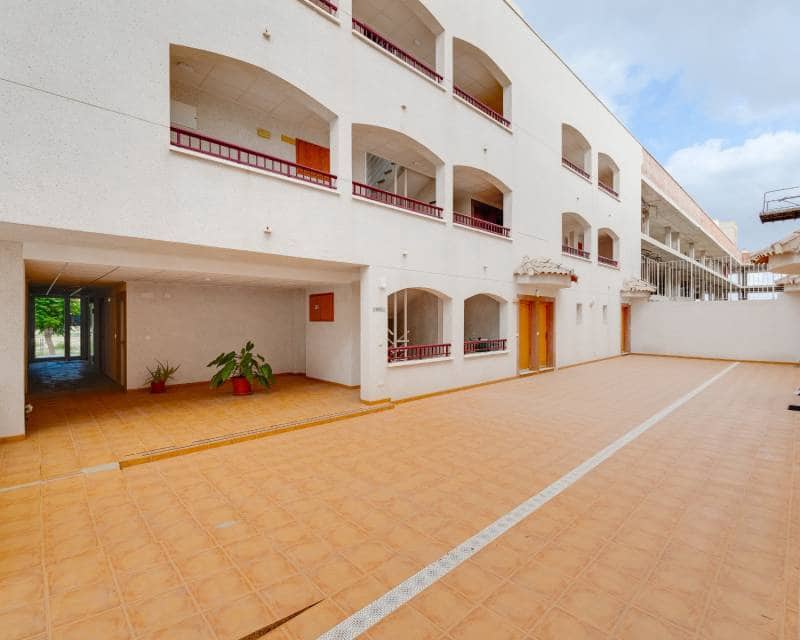 Apartamento de 2 habitaciones en San Fulgencio en venta con piscina - 165.000 € (Ref: 9552408)