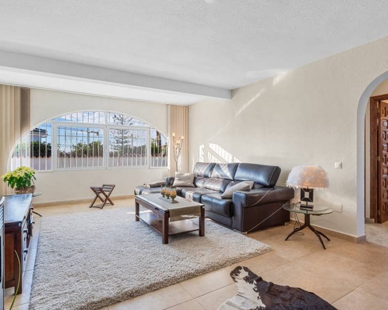 3 chambre Villa/Maison à vendre à Ciudad Quesada avec piscine garage - 445 000 € (Ref: 9553057)