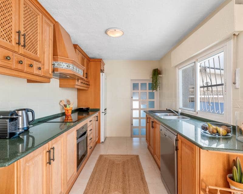 3 chambre Villa/Maison à vendre à Ciudad Quesada avec piscine garage - 445 000 € (Ref: 9553057)