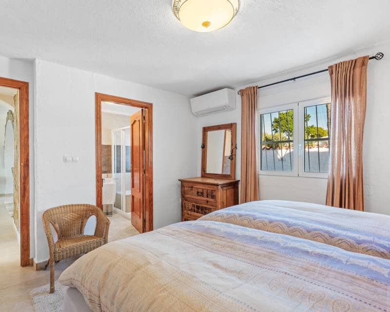 3 chambre Villa/Maison à vendre à Ciudad Quesada avec piscine garage - 445 000 € (Ref: 9553057)