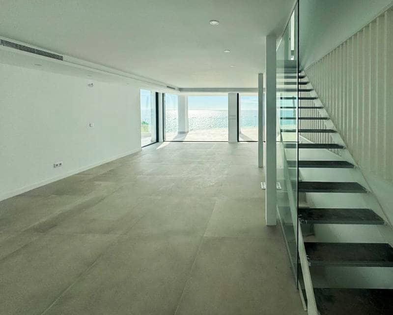 5 sypialnia Willa na sprzedaż w Coveta Fuma z basenem garażem - 2 700 000 € (Ref: 9554273)