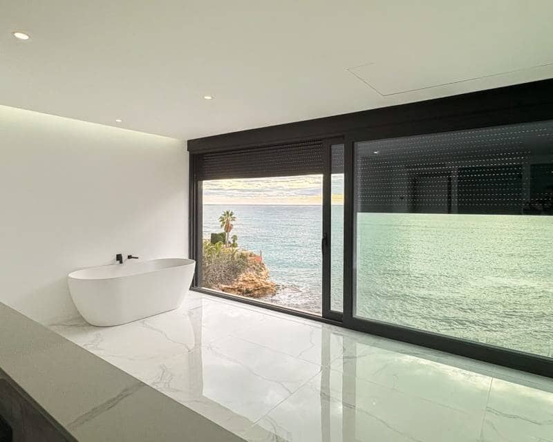 5 sypialnia Willa na sprzedaż w Coveta Fuma z basenem garażem - 2 700 000 € (Ref: 9554273)