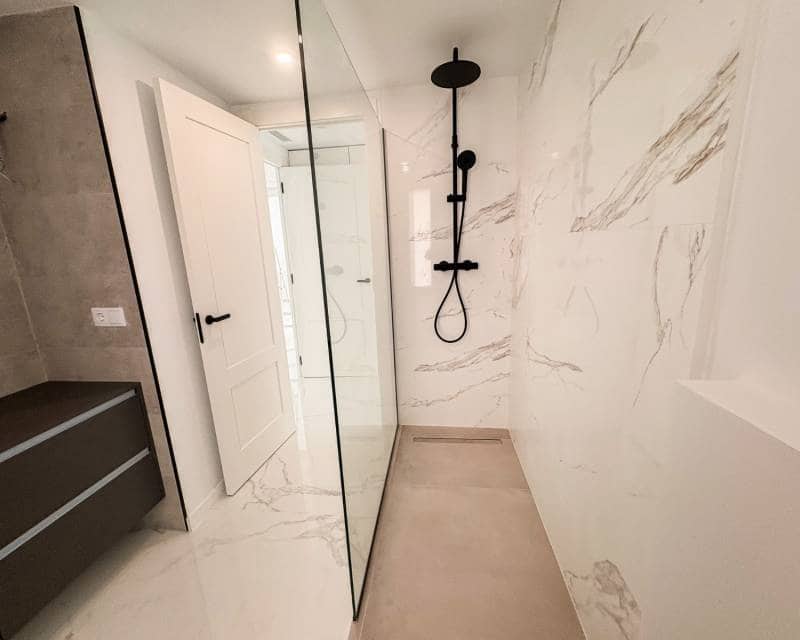 5 sypialnia Willa na sprzedaż w Coveta Fuma z basenem garażem - 2 700 000 € (Ref: 9554273)