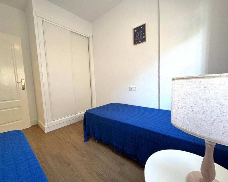 2 soveværelse Rækkehus til salg i Orihuela Costa med swimmingpool - € 179.000 (Ref: 9562240)