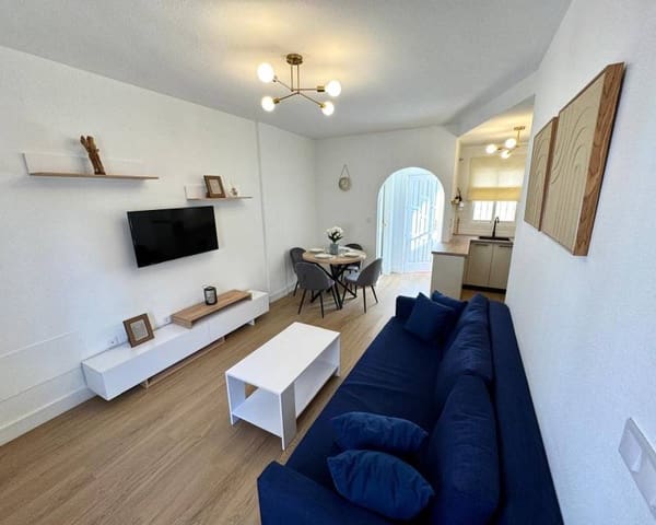 2 soveværelse Rækkehus til salg i Blue Lagoon med swimmingpool - € 179.000 (Ref: 9562240)