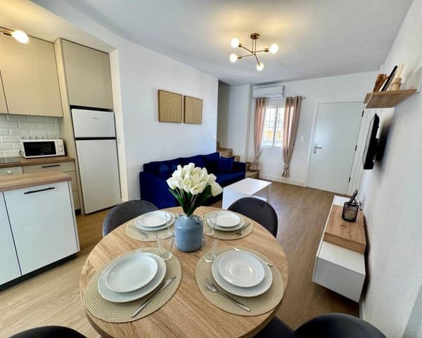 2 soveværelse Rækkehus til salg i Blue Lagoon med swimmingpool - € 179.000 (Ref: 9562240)